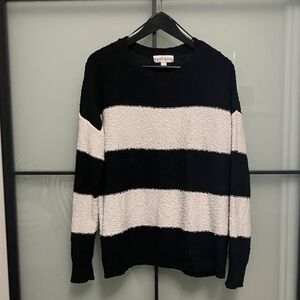 Knox Rose Black and White Knit Sweater